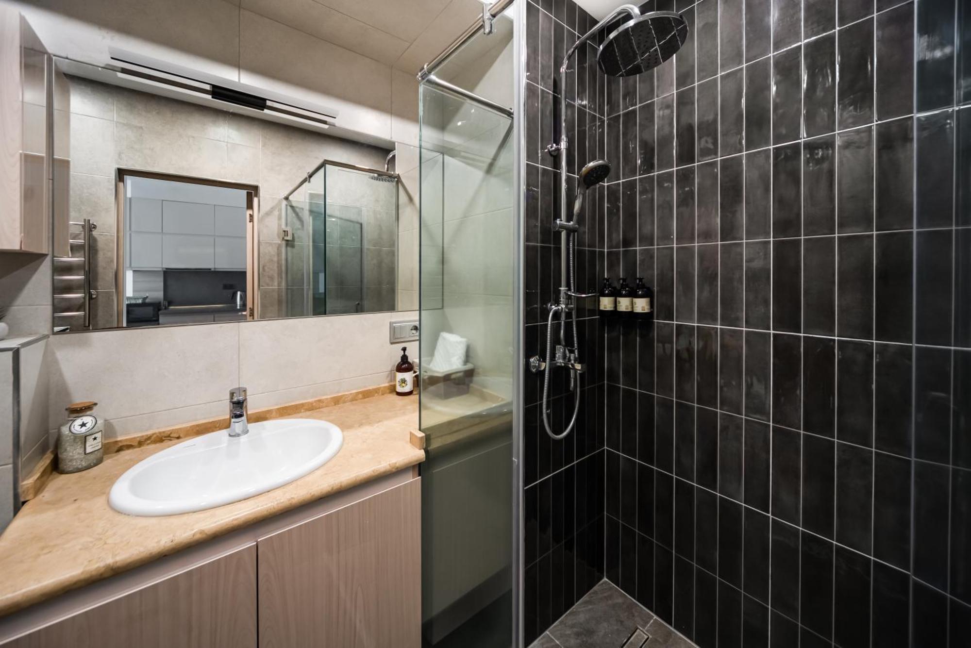 Thames Apartment By Downtown Inn, City Center Yerevan Exterior foto